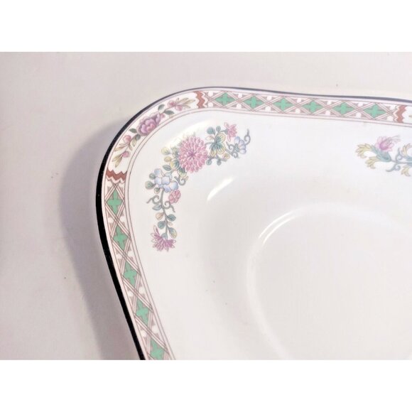 WEDGWOOD Kutani Crane Bone China Gravy Boat & Underplate, Like New - Picture 5 of 16